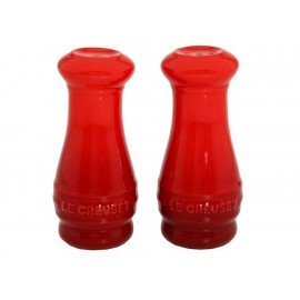 Le Creuset Salero y Pimientero Rojo Cerry