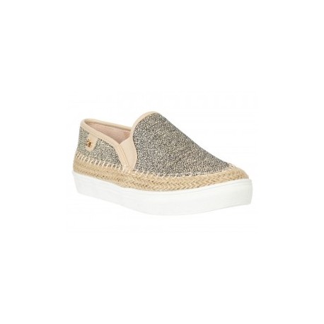 Zapato cerrado Cloe beige